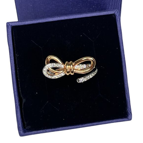 Swarovski Lifelong Bow ring Bow, White, Mixed metal finish Size Eur 55 / 7 USA - Picture 6 of 7